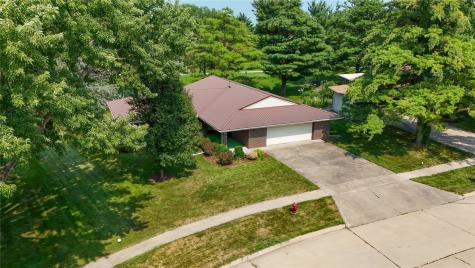 65 Turner Circle North Liberty IA 52317