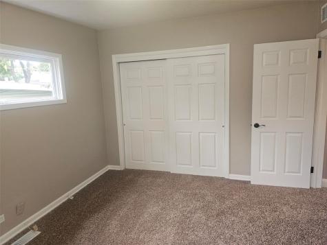 1915 11th Avenue Marion IA 52302