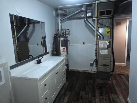 1915 11th Avenue Marion IA 52302