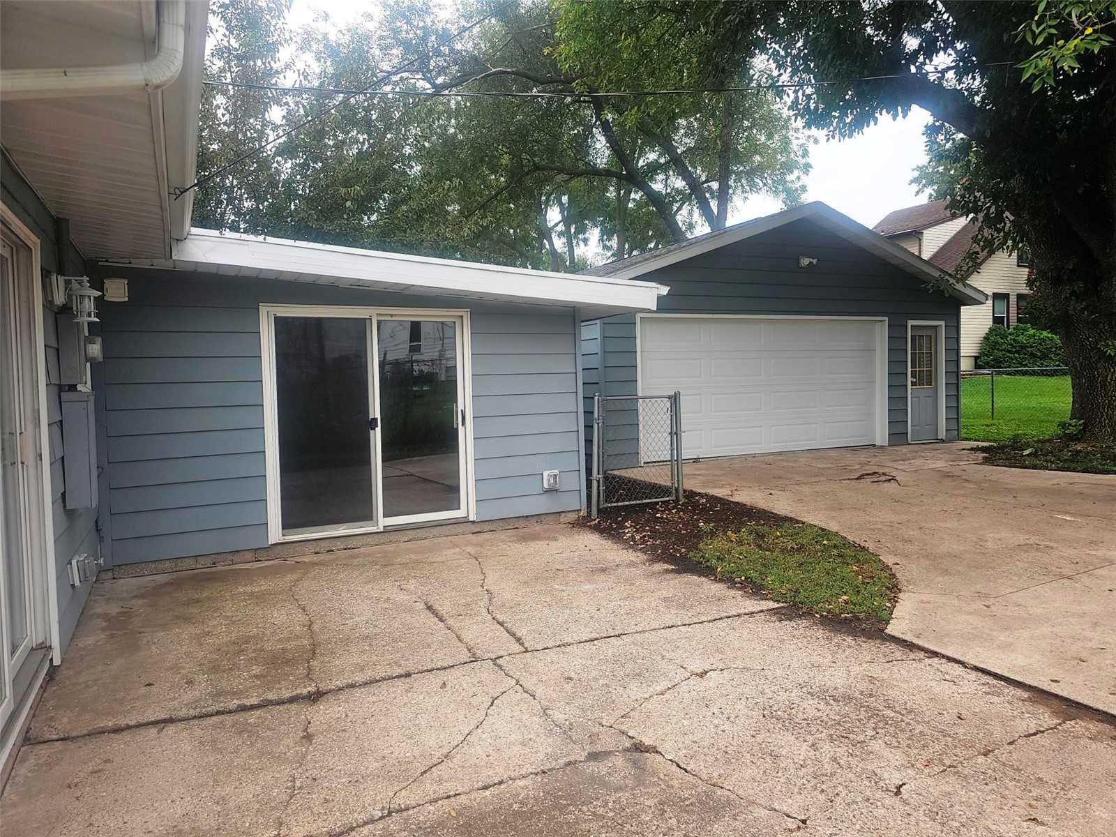 1915 11th Avenue Marion IA 52302