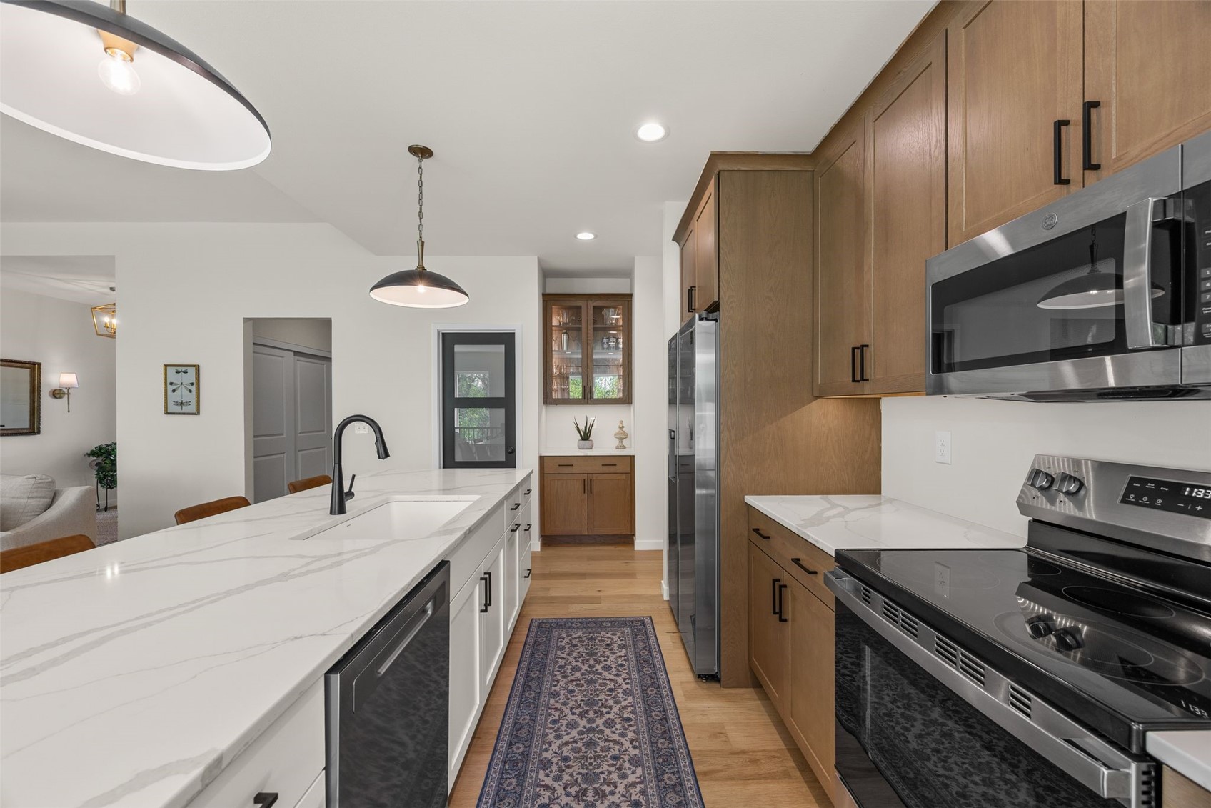 329 Mccarran Avenue NE Cedar Rapids IA 52402