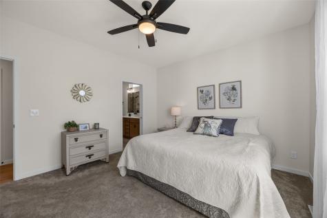 329 Mccarran Avenue NE Cedar Rapids IA 52402