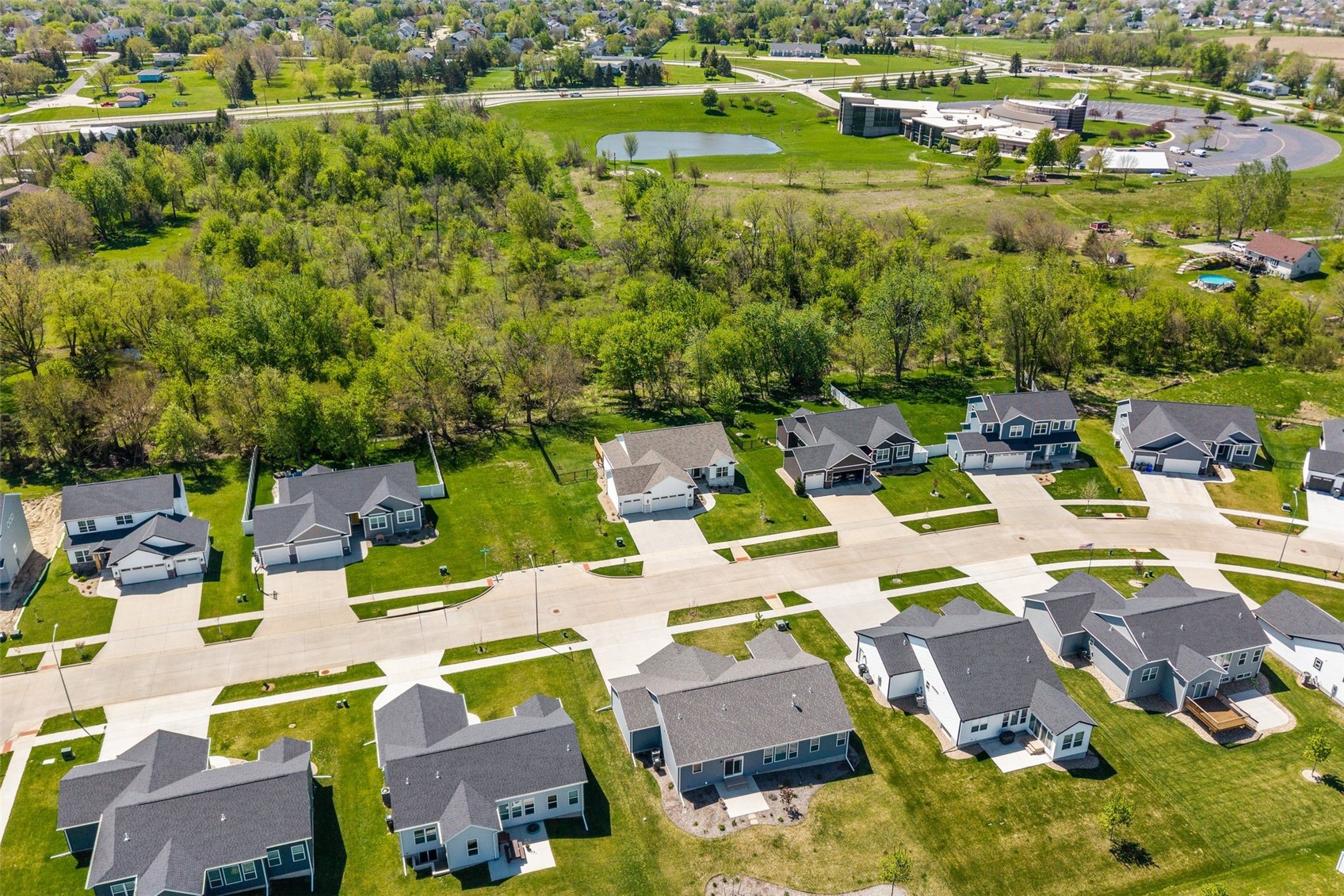 329 Mccarran Avenue NE Cedar Rapids IA 52402
