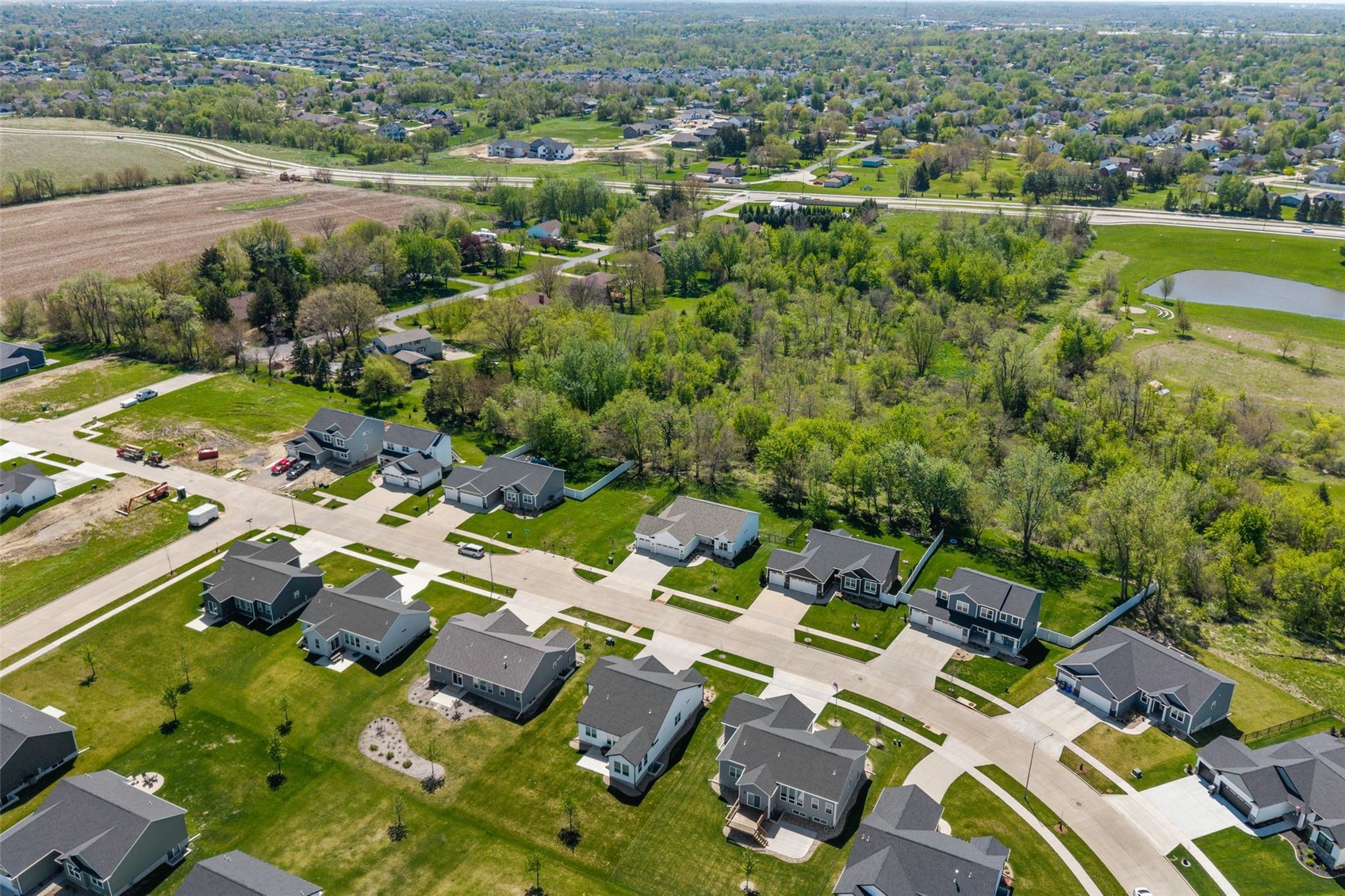 329 Mccarran Avenue NE Cedar Rapids IA 52402