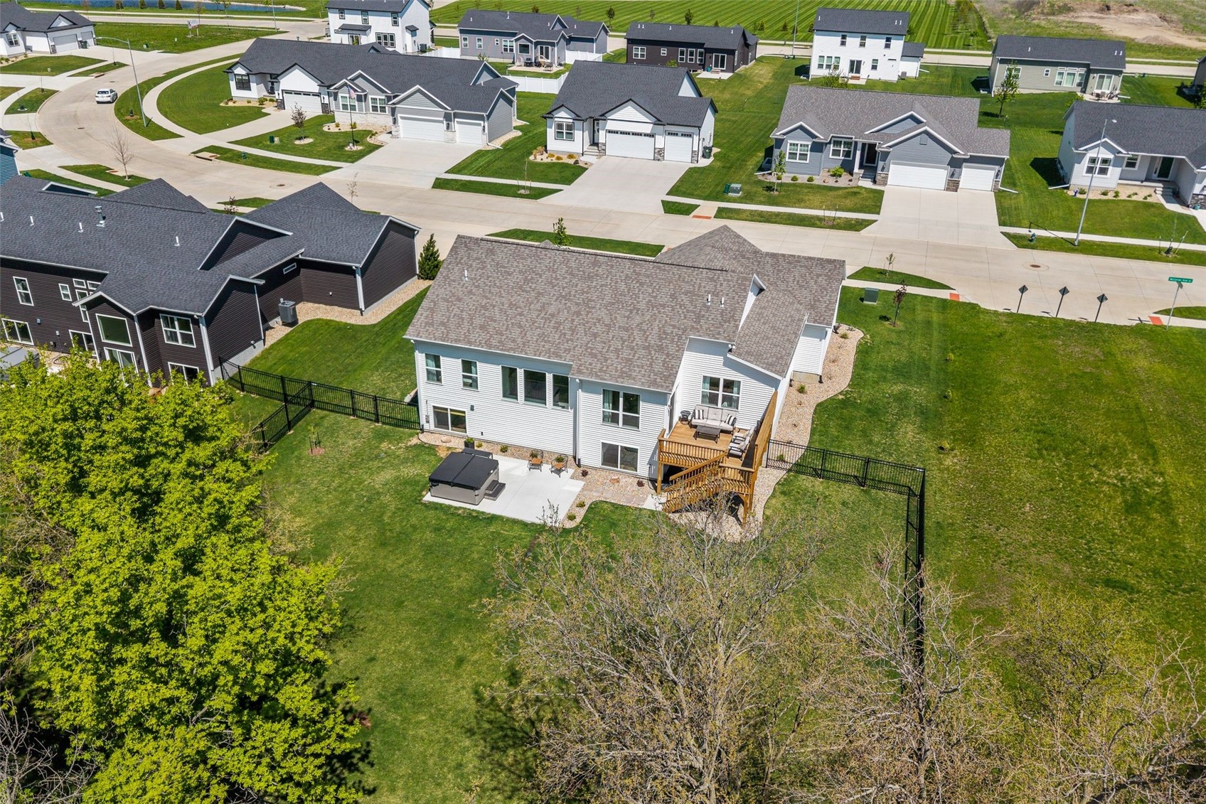329 Mccarran Avenue NE Cedar Rapids IA 52402
