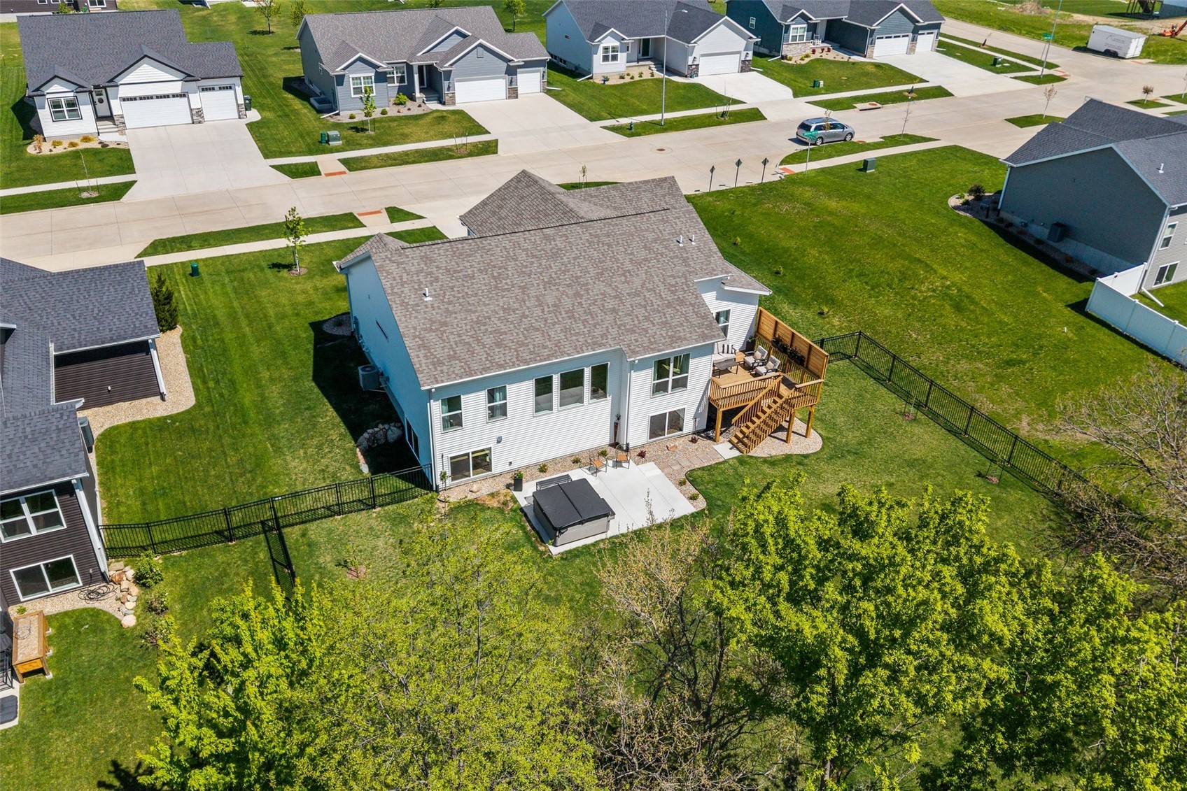 329 Mccarran Avenue NE Cedar Rapids IA 52402