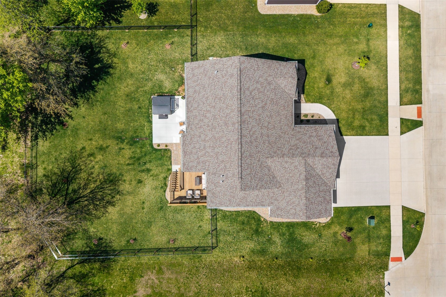 329 Mccarran Avenue NE Cedar Rapids IA 52402
