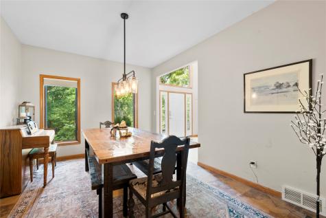 3256 Meadow Ridge Road NE Solon IA 52333
