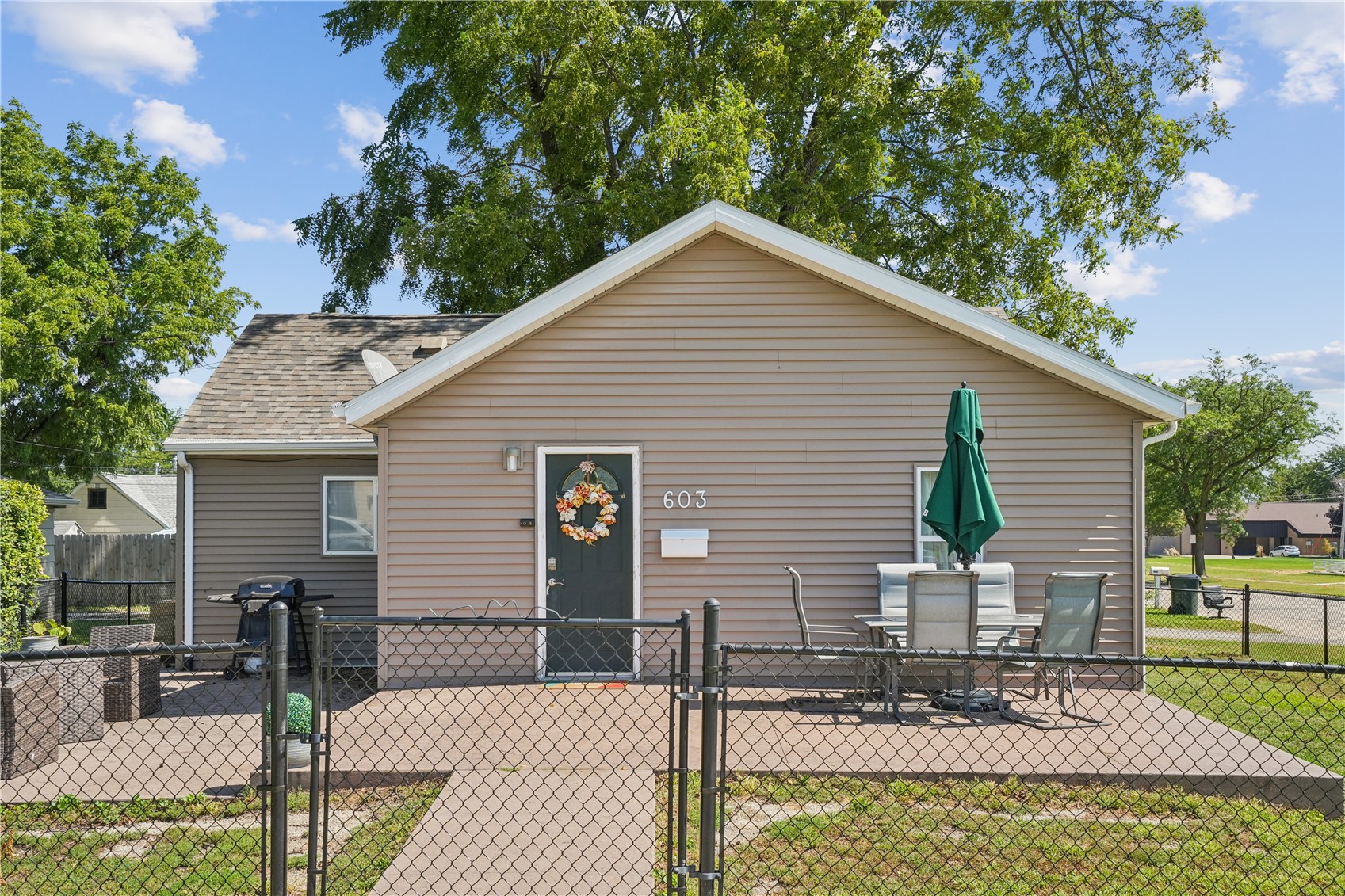 603 15th Street Northwest Cedar Rapids IA 52405