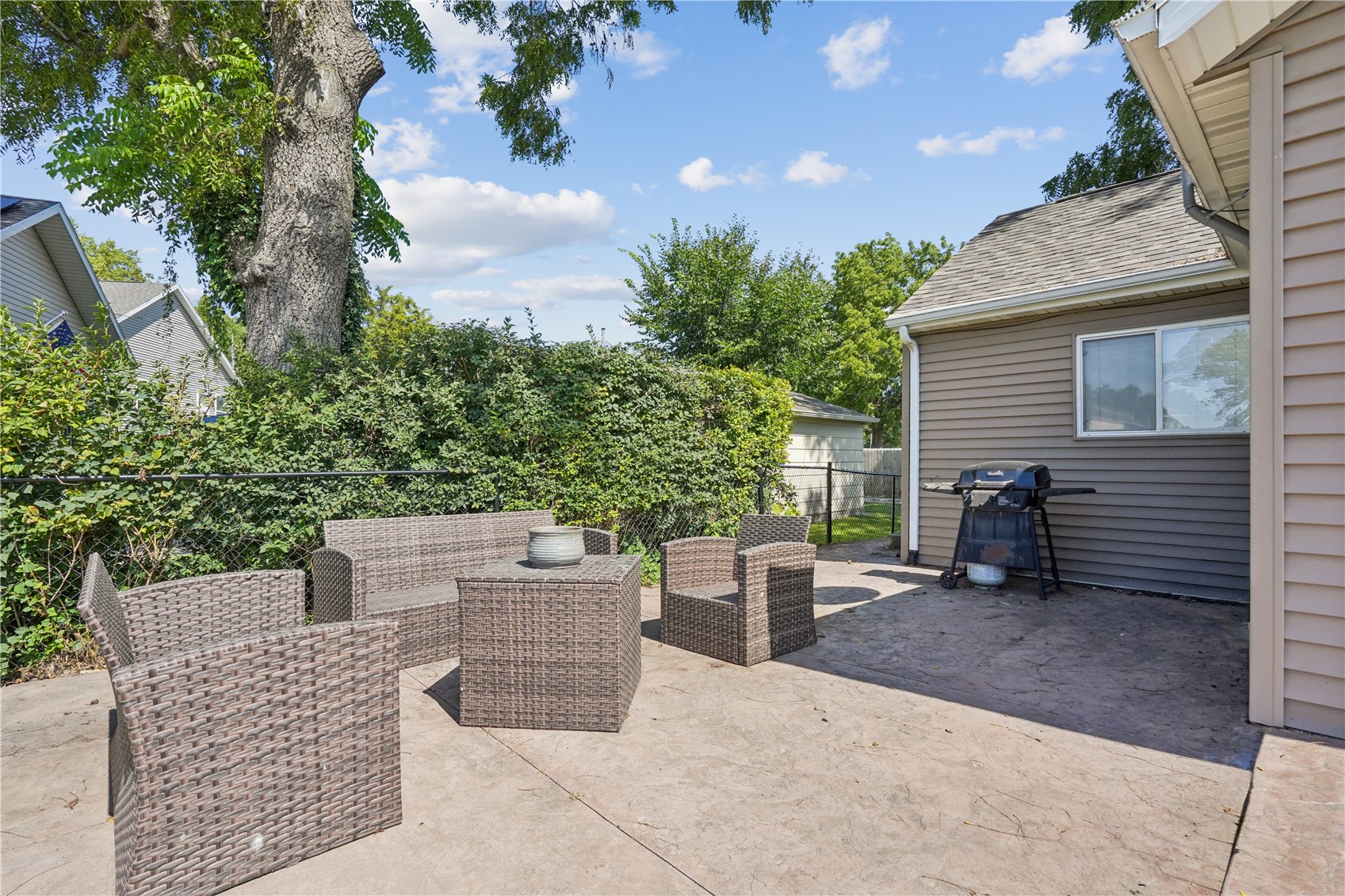 603 15th Street Northwest Cedar Rapids IA 52405
