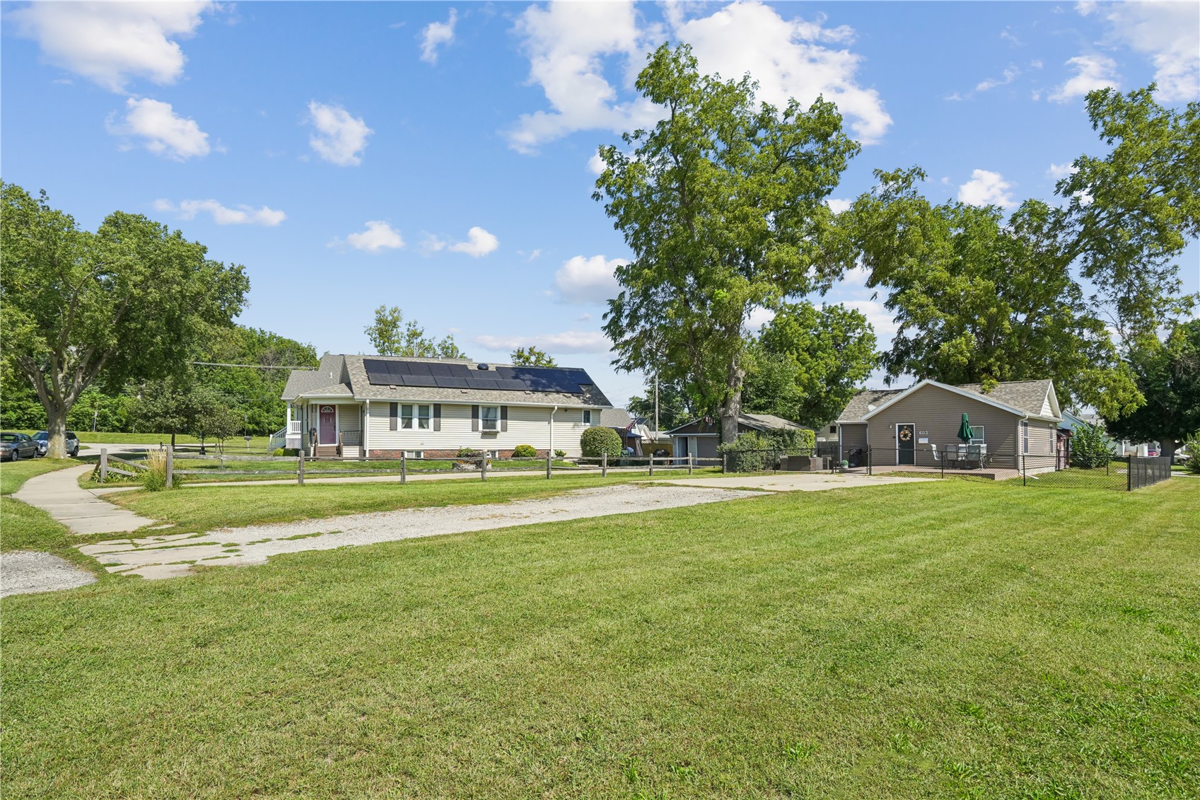 603 15th Street Northwest Cedar Rapids IA 52405