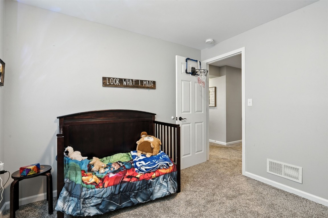 8615 Harrington Drive NE Cedar Rapids IA 52402