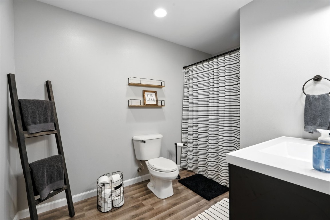 8615 Harrington Drive NE Cedar Rapids IA 52402