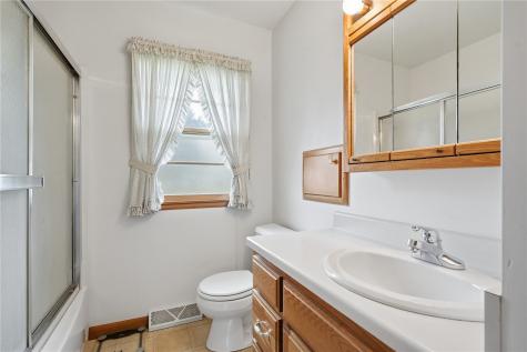 357 23rd Street NW Cedar Rapids IA 52405