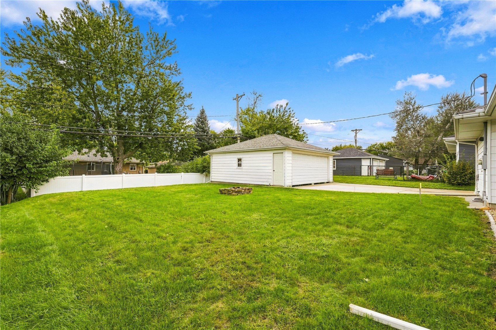 357 23rd Street NW Cedar Rapids IA 52405