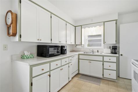 357 23rd Street NW Cedar Rapids IA 52405