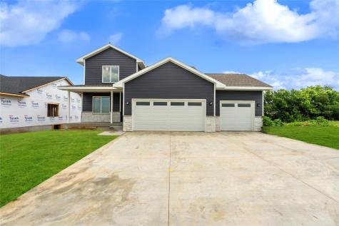 808 Crestview Solon IA 52333
