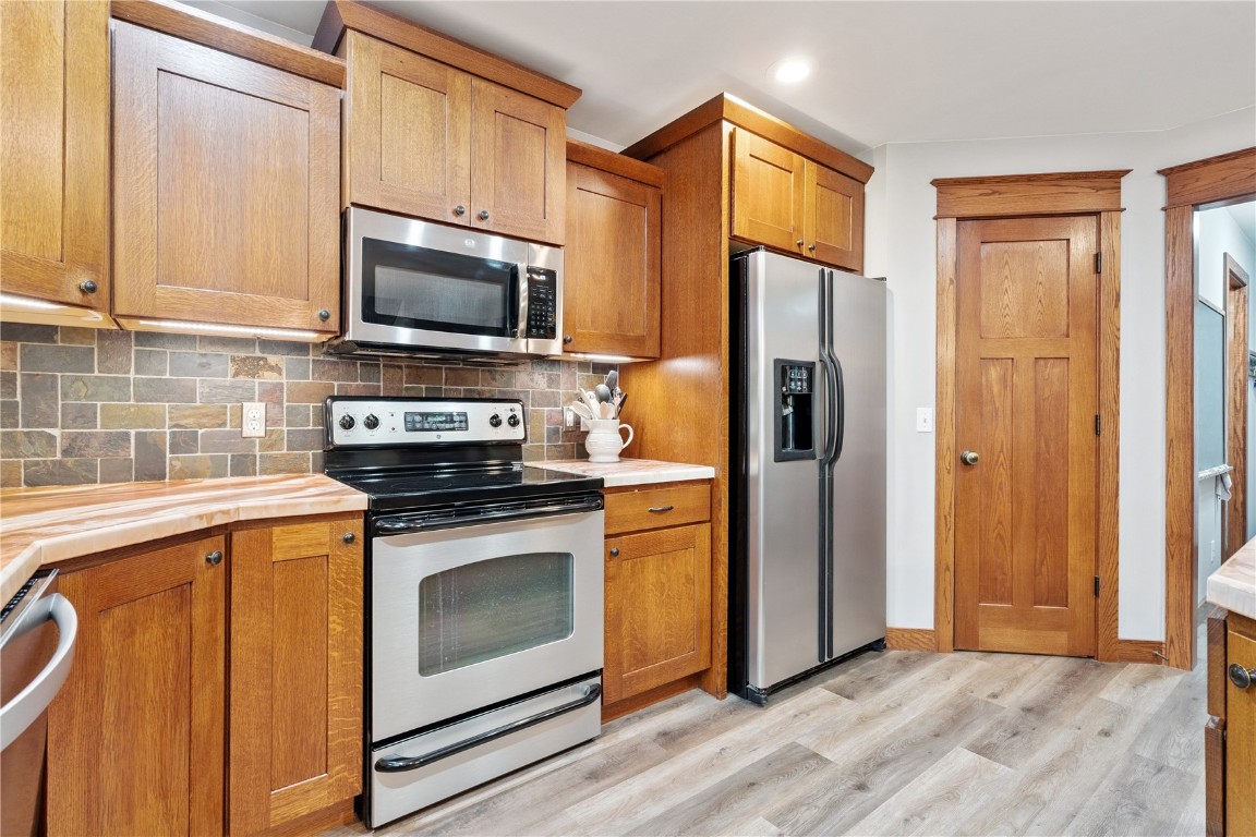 4116 Whitewood Court NE Cedar Rapids IA 52411