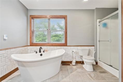 4116 Whitewood Court NE Cedar Rapids IA 52411