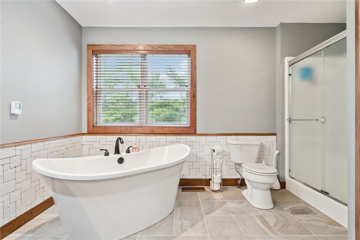 4116 Whitewood Court NE Cedar Rapids IA 52411