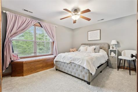 4116 Whitewood Court NE Cedar Rapids IA 52411