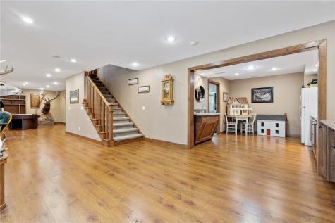 4116 Whitewood Court NE Cedar Rapids IA 52411