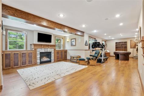 4116 Whitewood Court NE Cedar Rapids IA 52411