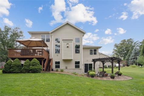 4116 Whitewood Court NE Cedar Rapids IA 52411