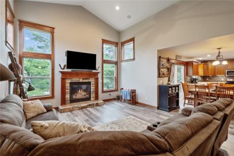 4116 Whitewood Court NE Cedar Rapids IA 52411