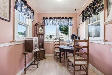 1529 D Avenue NE Cedar Rapids IA 52402