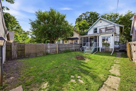 1529 D Avenue NE Cedar Rapids IA 52402