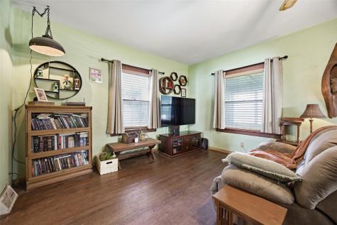 1529 D Avenue NE Cedar Rapids IA 52402