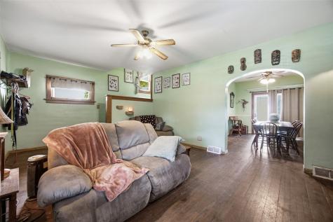 1529 D Avenue NE Cedar Rapids IA 52402