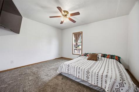 5922 Troy Mills Road Coggon IA 52344