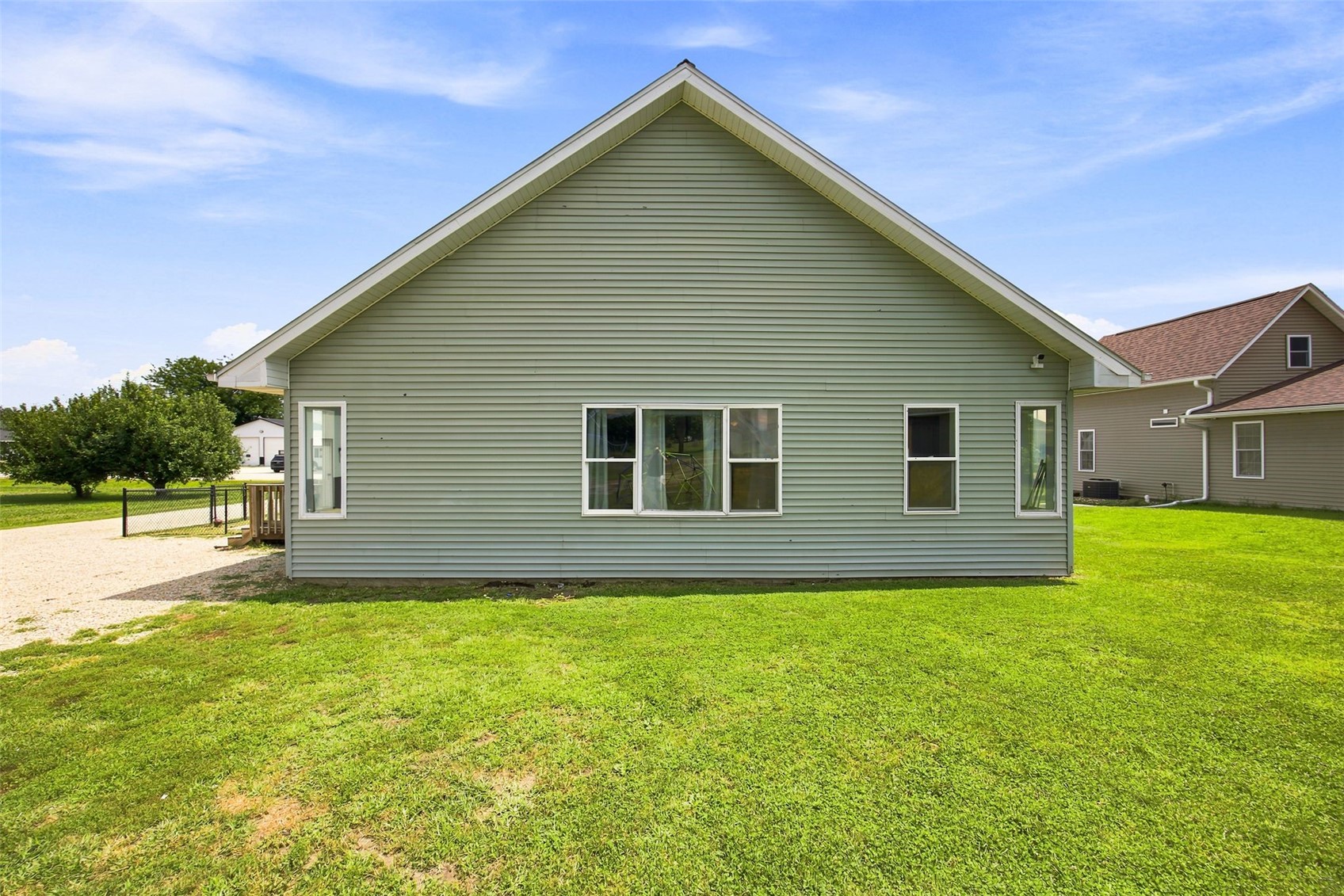 5922 Troy Mills Road Coggon IA 52344