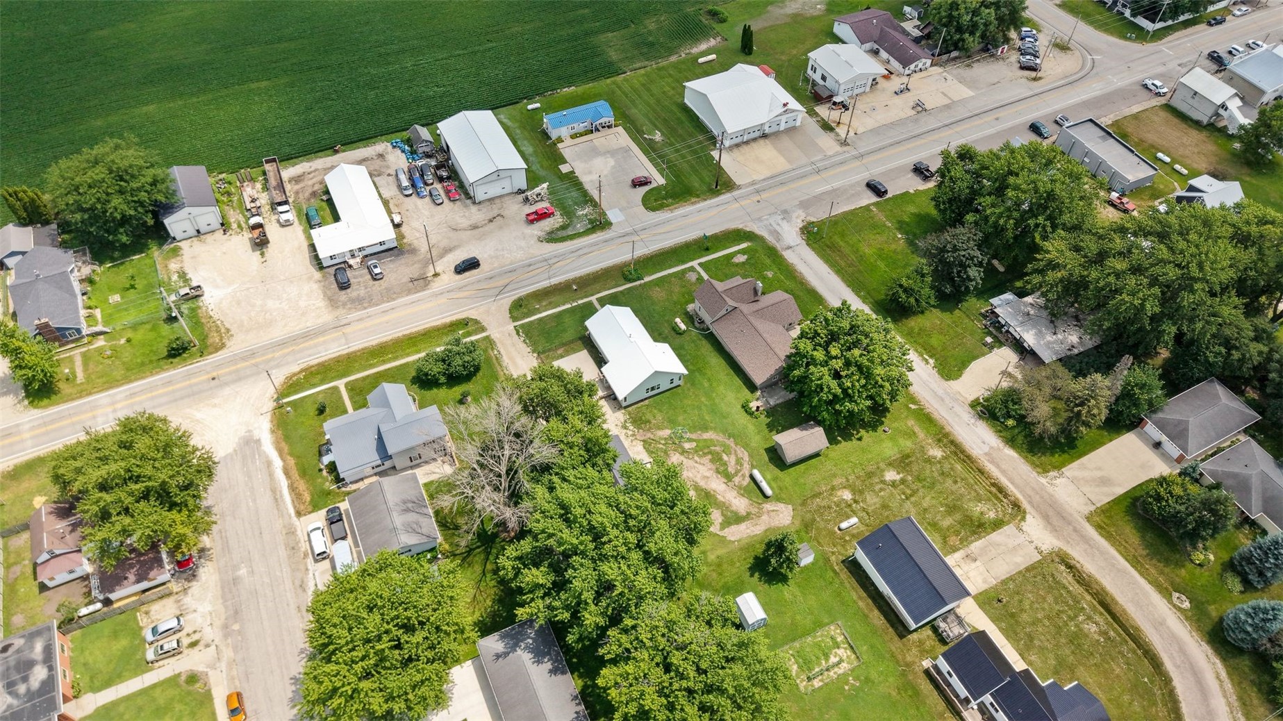 5922 Troy Mills Road Coggon IA 52344