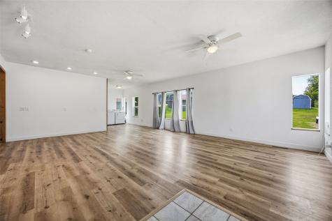 5922 Troy Mills Road Coggon IA 52344