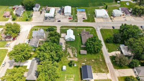 5922 Troy Mills Road Coggon IA 52344