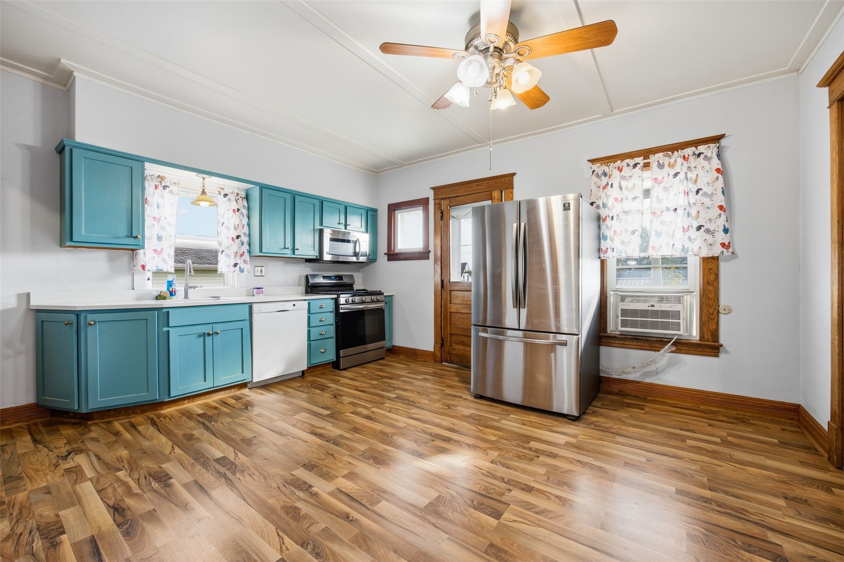 601 E 1st Street Mechanicsville IA 52306