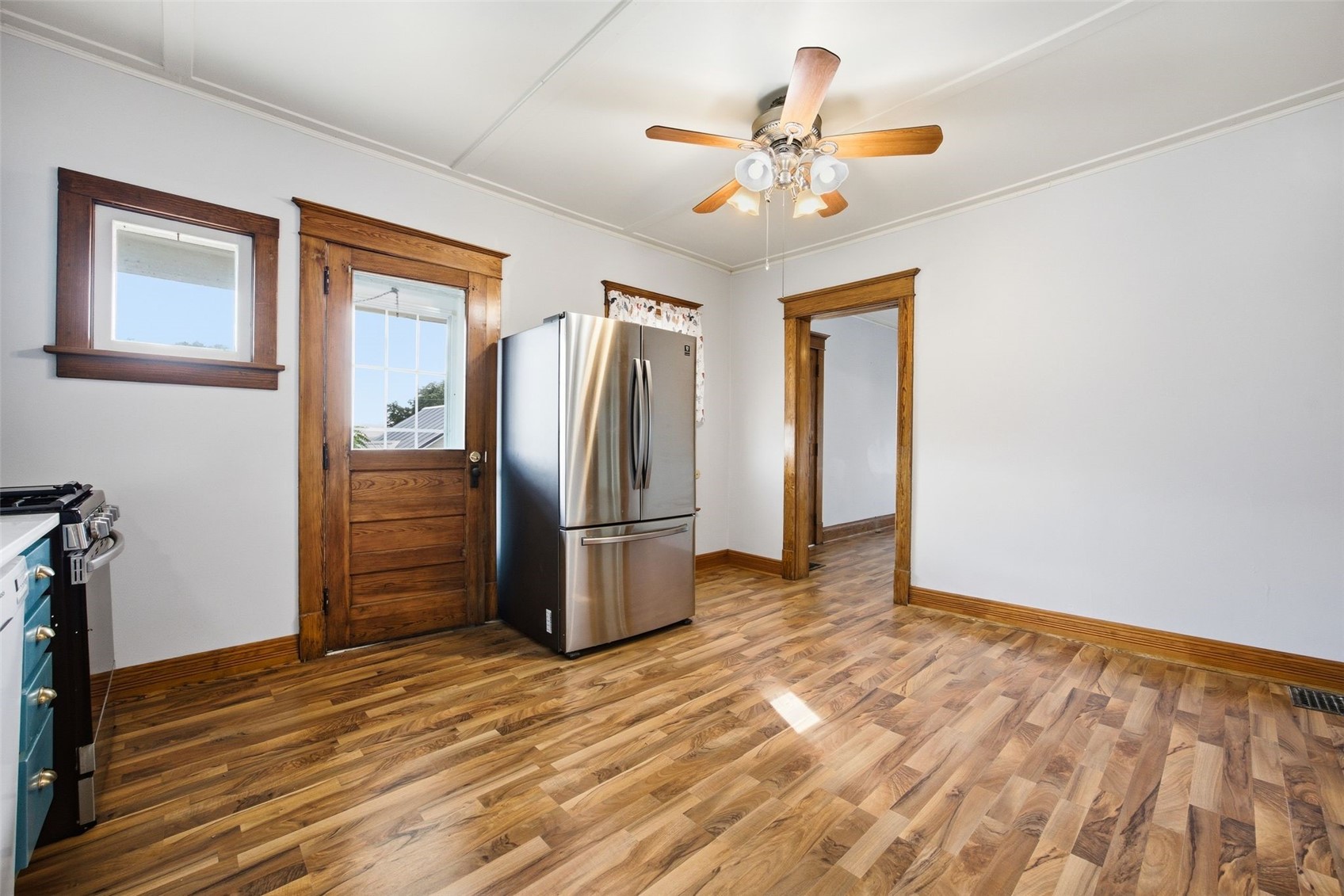 601 E 1st Street Mechanicsville IA 52306
