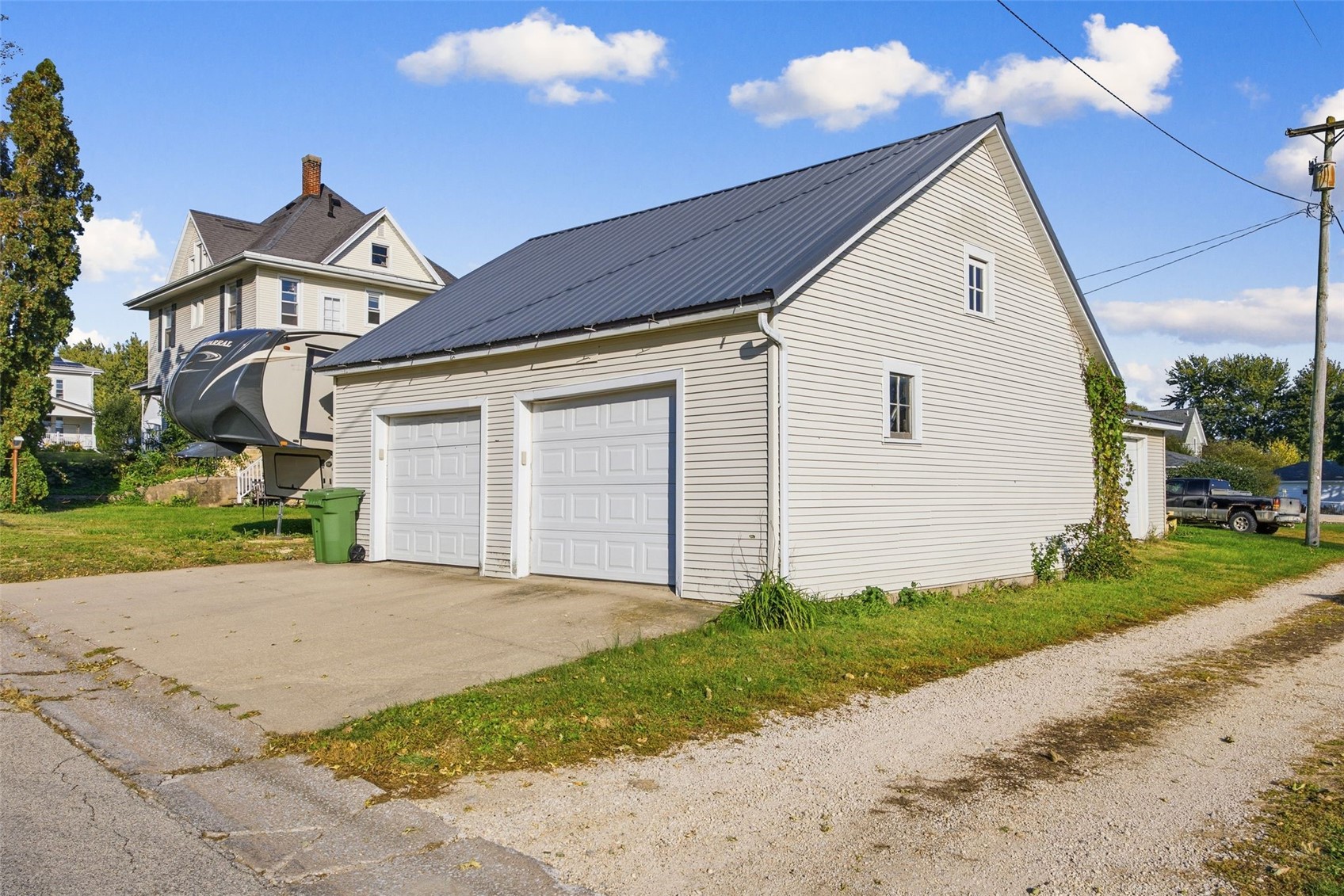601 E 1st Street Mechanicsville IA 52306