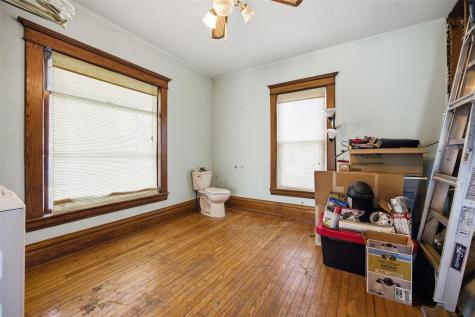 601 E 1st Street Mechanicsville IA 52306
