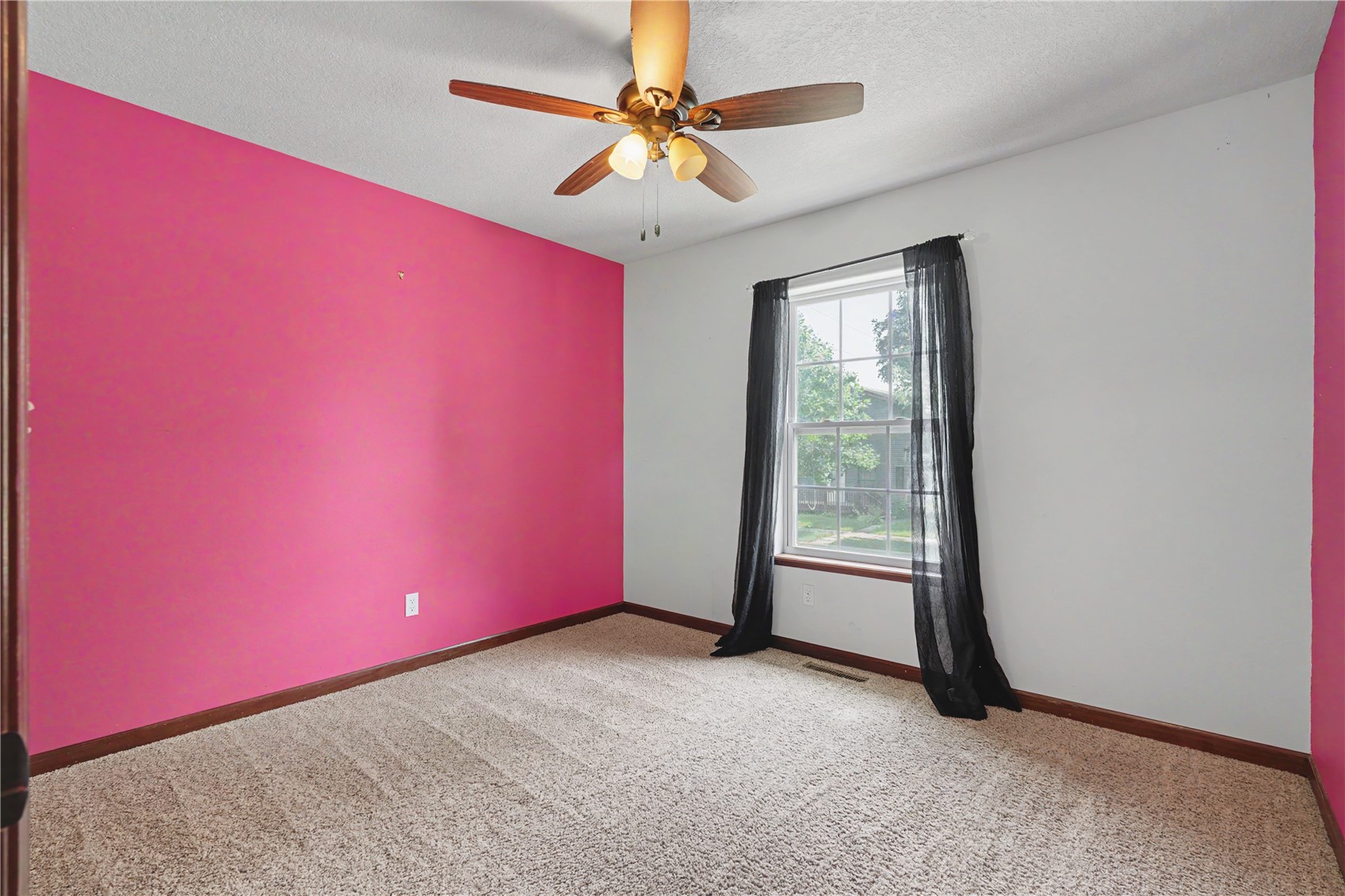 1228 9th Street NW Cedar Rapids IA 52405