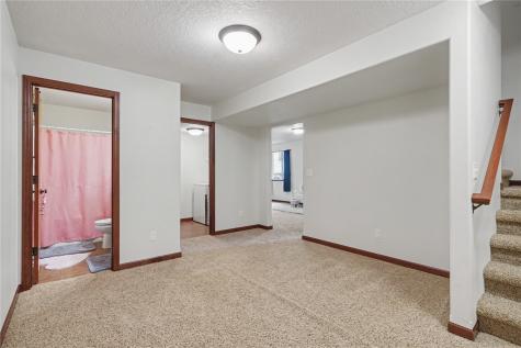 1228 9th Street NW Cedar Rapids IA 52405