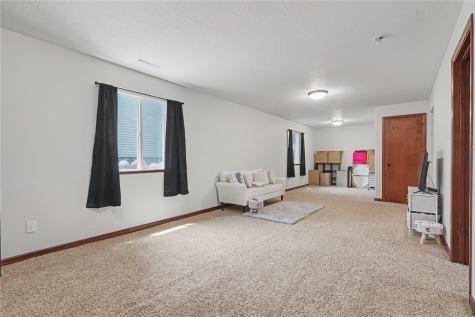 1228 9th Street NW Cedar Rapids IA 52405