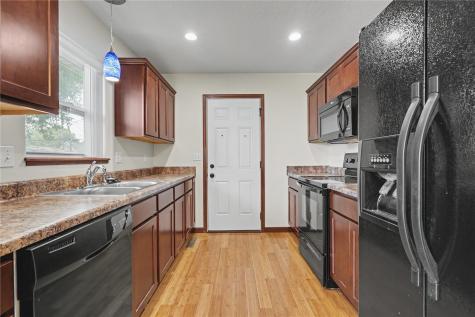 1228 9th Street NW Cedar Rapids IA 52405