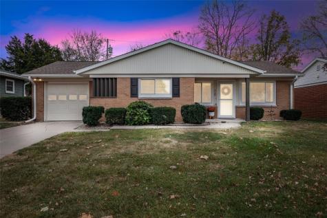 715 Danbury NE Cedar Rapids IA 52402