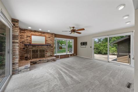 443 Red Fox Road SE Cedar Rapids IA 52403