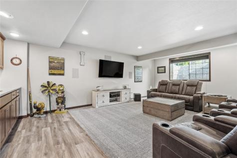 4210 Windemere Way Marion IA 52302