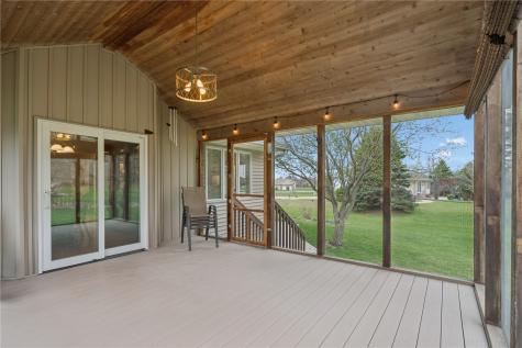 9445 Deer Ridge Drive Cedar Rapids IA 52411